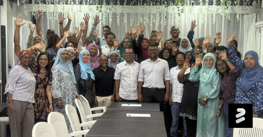 ރައީސް ނަޝީދާއި ފައްޔާޒް ފަރިއްކޮޅަކަށް